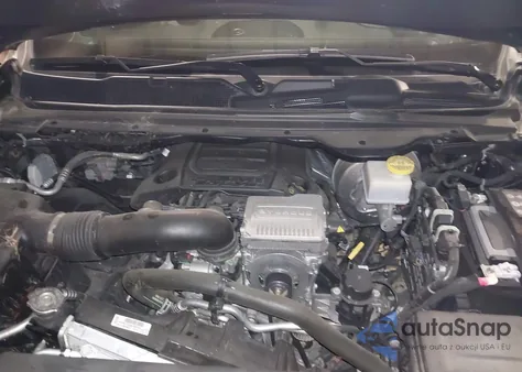 2024 Ram 1500 Laramie 4X4 5'7 Box из США, поврежденный, VIN 1C6SRFJT7RN206370